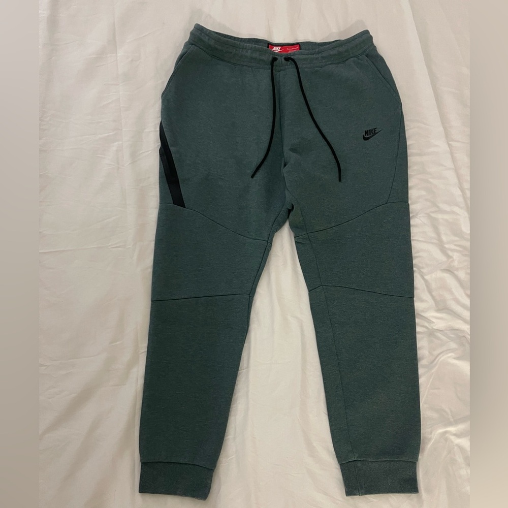 Nike Mens Dark Green Sweatpants